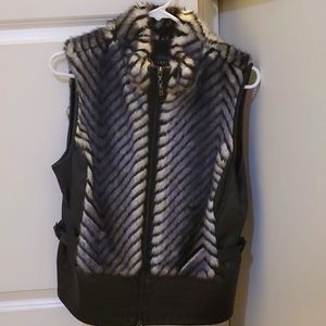 Guess Vest Size Large